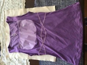 Nike Shirt Damen Small Running Tank Top mit integriertem Regal BH Lila 56323 - Bild 1 von 6