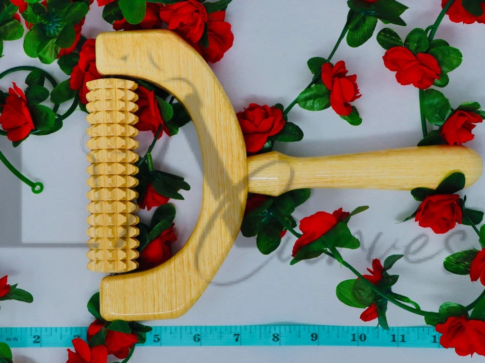 Rodillo acanalado de mano colombiano. Rodillo de mano estriado. Foto 1 de 1