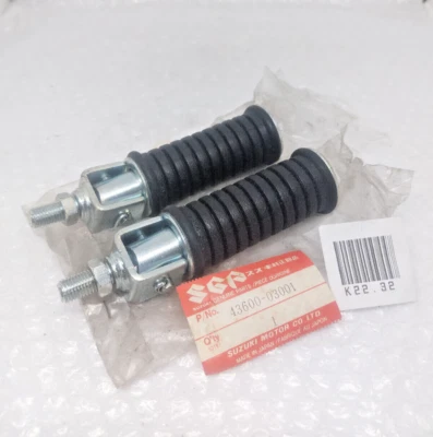 Reposapiés trasero Suzuki GT185 GT250 RV50 RV90 RV125 K10 K11 A50 TC100 Pillón Nuevo de Lote Antiguo Foto 1 de 4