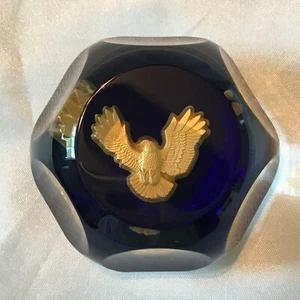 Vintage Baccarat "American Express" Gold Eagle facettierter Briefbeschwerer *1120 - Bild 1 von 9