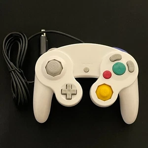 Wired NGC Controller Gamepad Compatible With Nintendo GameCube Wii U Console - Picture 1 of 21