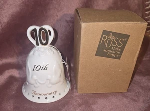 Russ Berrie 10. Hochzeitstag weiße Porzellan Glocke Tauben Rosen Andenken - Bild 1 von 3