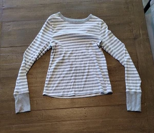 SO Striped Long Sleeve Gray White Shirt Women's Size Large - Bild 1 von 8