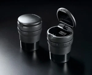 Aschenbecher für Getränkehalter Mazda CX-60 GMV764660 - Bild 1 von 1