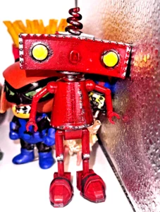 Custom resin printed hand painted Bad Robot 3 inch figure - Picture 1 of 4