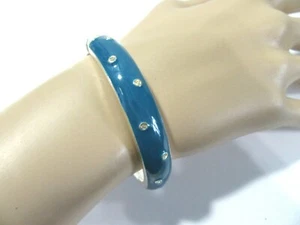 DEEP BLUE ACRYLIC AND CRYSTAL VINTAGE CLAMPER HINGED BRACELET CONTEMPORARY MOD - Picture 1 of 4