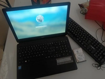 PC PORTATILE ACER ASPIRE E1-572G 1  Lettore CD  funzionante  - Immagine 1 di 4