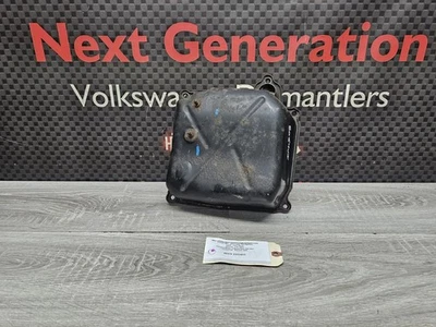 2011 - 2014 Volkswagen 6 Speed Automatic DSG Transmission Oil Pan Front Cover - Image 1 of 4