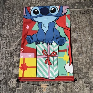 NUOVO Striscione Natalizio Disney Stitch "Merry Stitchmas" 15X47,5" da Appendere  - Foto 1 di 4