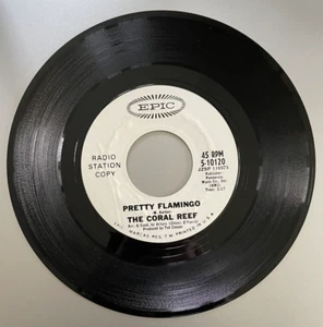 The Coral Reef, "Pretty Flamingo"/ "Cherry, Cherry", Epic Records (1967) - Picture 1 of 2
