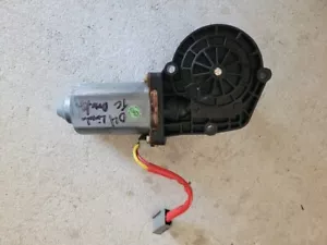 1998-2011 Lincoln Town Car Front Left Side Door Power Window Motor 3W135423394AA - Picture 1 of 3
