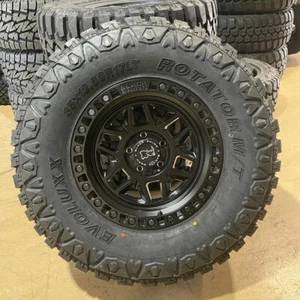 4) 17x9 Black Rhino Kelso Wheels Rims Package 35" MT Tires 5x5 Jeep Gladiator JT - Picture 1 of 5