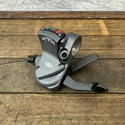 Palanca de cambios izquierda Shimano XTR SL-M952 Rapidfire Plus bicicleta MTB solo piezas gatillo Foto 1 de 4