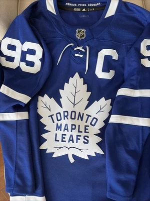 Camiseta Adidas Toronto Maple Leafs XL/54 Doug Gilmour Azul No. 93  Foto 1 de 4