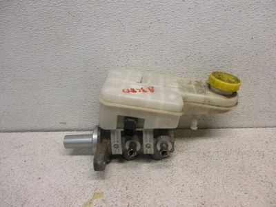 2008-2009 Dodge Avenger Brake Master Cylinder OEM LKQ - Image 1 of 4