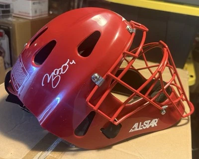 Yadier Molina Model Catchers Mask Signed Autographed St. Louis Cardinals Beckett - Image 1 of 2