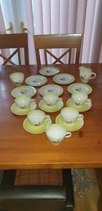 SET OF 6 * RARE * VINTAGE WADE COCKEREL TRIOS AND MIK JUG / SUGAR BOWL / TEASET - Picture 1 of 6
