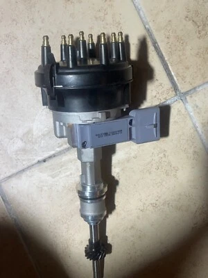 Распределитель зажигания с крышкой и ротором для Ford F-250 F-350 F-600 F-800 V8 7,5 л 7,0 л - Изображение 1 из 4