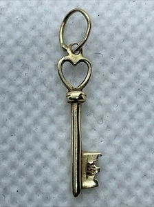VINTAGE HANDMADE Solid 13.5K Yellow Gold MINI KEY Charm Pendant 0.4gr. - Picture 1 of 16