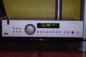 AMPLIFICADOR ESTÉREO DE ALTA FIDELIDAD INTEGRADO ARCAM FMJ A38 Plateado - Imagen 1 de 5