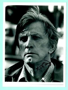 - Kirk DOUGLAS -- schwarz & weiß -- handsigniertes signiertes FOTO - Bild 1 von 1