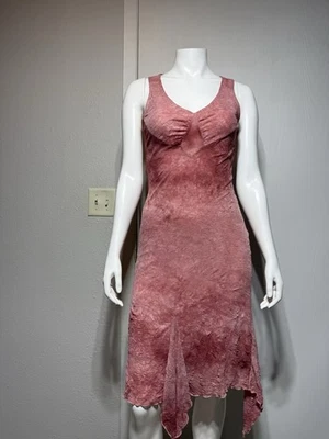 Vestido Rocket Candy Rosa Texturizado Triturado Sin Mangas Pañuelo Dobladillo Talla M EE. UU. Foto 1 de 4