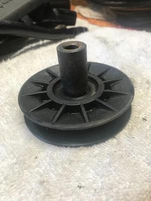 Poulan  Lawn Tractor PB195H42LT (960420036-04)  IDLER PULLEY PULLY - Image 1 of 3