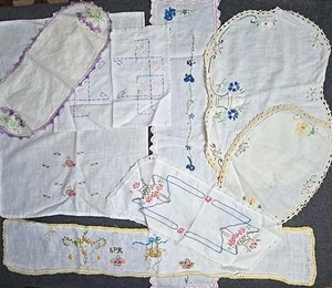 Lote de 8 TAPETES VINTAGE BORDADOS FLOR LINO BORDE CROCHET - Imagen 1 de 16