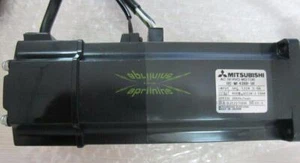 NEU One Mitsubishi Servomotor HC-MF43BD-UE - Bild 1 von 1