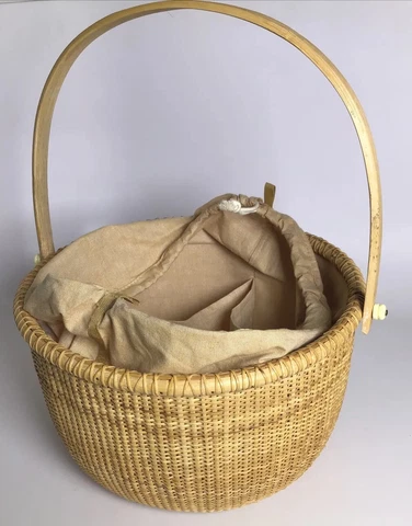 Vintage Large Round Nantucket Style Basket w/Swing Handle Nautical HomeDecor Cover