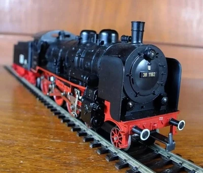 Marklin 3098 HO gauge BR 38 steam locomotive in DB - Marklin black livery - Image 1 of 4