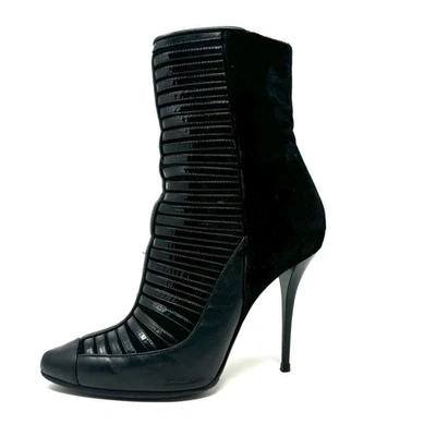 Balmain 黑色漆皮天鹅绒 Stileto 高跟短靴 7 码 — 第 1/4 张图片