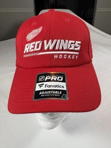 Cappello regolabile Fanatics Detroit Red Wings rosso/bianco NHL Pro nuovo - Foto 1 di 6