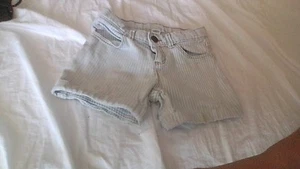 Old Navy Girls Size 5 Striped Shorts Interior Adjusters 5-Pocket Cuffed Leg Cute - Picture 1 of 14