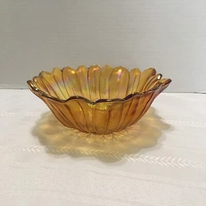 Vintage 7” Sunflower/Marigold Carnival Glass Orange Serving Dish Bowl - Picture 1 of 6