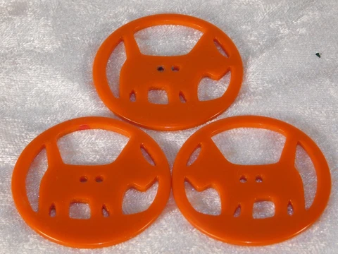 Antique 1920 Deco Scotty Dog Orange Carved Catalin Baklite Shirt Coat Buttons 2" Cover