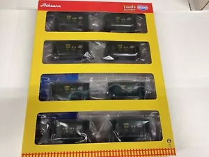 Roundhouse #1172 HO scale "C&NW" 24' ore car 8 pack - Picture 1 of 2