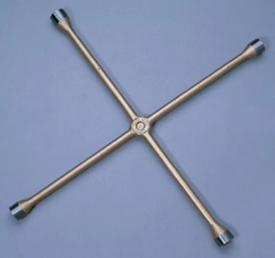 Llave de tuerca de 4 vías T57 KTL-35657 ¡Nueva! Foto 1 de 4