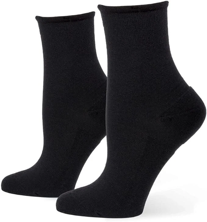 HUE Sporty Shortie Sneaker Socks OS Ankle Athletic Comfort Stretch Black U21610