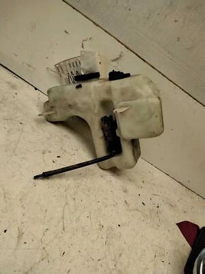 Garrafa lavadora 1991 Buick Riviera - Imagem 1 de 2