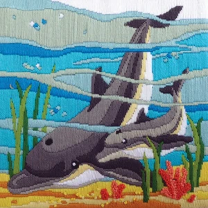 Country Threads DOLPHINS Longstitch Kit FLS-5025 30cm x 30cm Tracked Post - Imagen 1 de 1