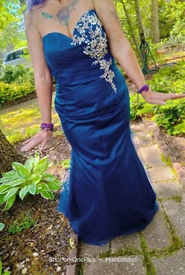 Vestido Disney Forever Enchanted Azul con Estrás Talla 16 Foto 1 de 4