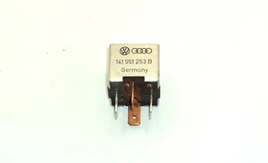 VW orig. Striebel SHO 899654 141951253B Arbeitsstromrelais 53 open circuit relay - Picture 1 of 3