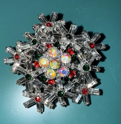 Luxury STAR White RHINESTONE Snowflake Christmas Necklace Pendant Betsey Brooch - Image 1 of 4