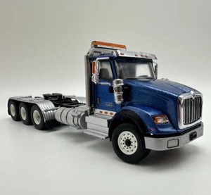 1/50 Scale International HX620 Tridem Tractor BLUE Diecast Masters DM71010 - Picture 1 of 10