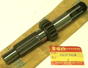 SUZUKI RM465 X, Z 1981-1982, NEW ORIGINAL COUNTERSHAFT (NT:14), 24120-14220 - Picture 1 of 1