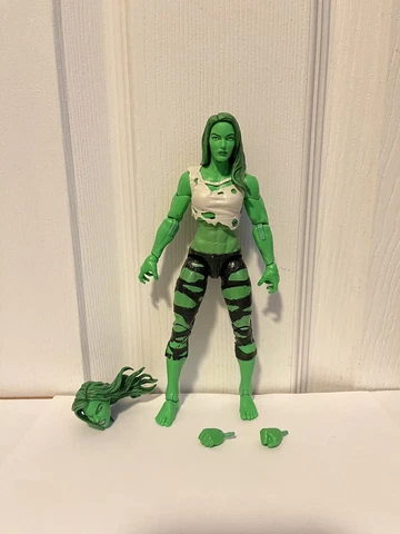 Marvel Legends She Hulk Loose Green Cover