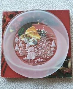 MIKASA Christmas Story Cake Server 13 Inch SA 600/311 Frosted Glass, Germany 13" - Picture 1 of 8