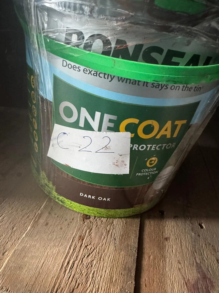 Ronseal One Coat Fence Life Garden Shed & Fence Paint 5L- DARK OAK DAMAGED TUB - Image 1 of 1