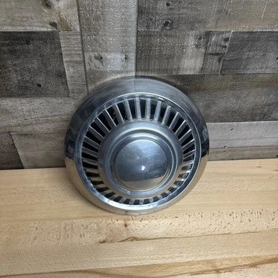 Nice OEM 1969 - 1976 Dodge Truck Van 12" Dog Dish Hubcap Cover 3/4 & 1 Ton MOPAR Foto 1 de 4